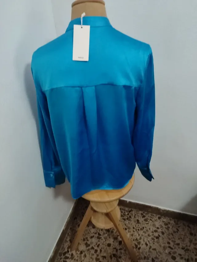 Blusa Mango azul turquesa