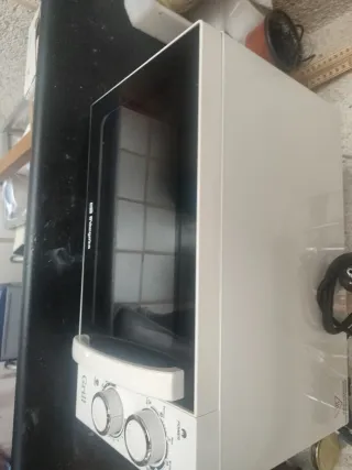 Microondas Orbegozo Grill para restaurar interior.