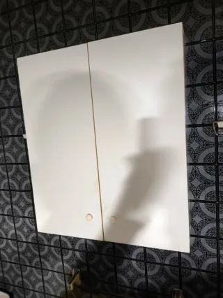 Mesa de madera clara