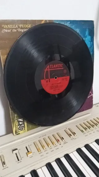Vanilla Fudge - Near The Beginning LP