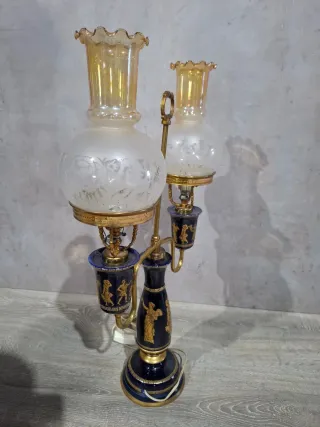 Lámpara de mesa doble de porcelana y metal