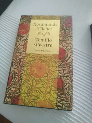 Libros: Tomillo Silvestre y Atada a Ti