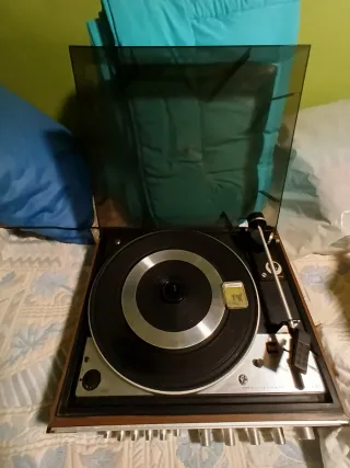 Tocadiscos Bettor EF-450