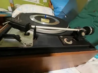 Tocadiscos Bettor EF-450