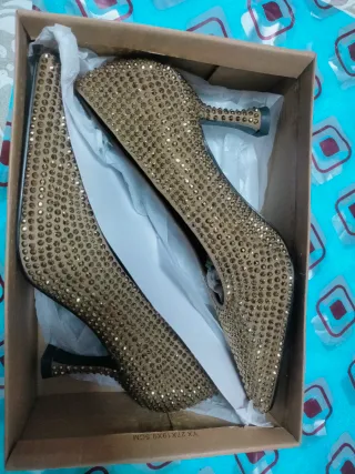 Elegantes y monisimos zapatos de fiesta con circon