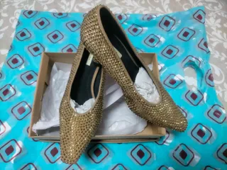 Elegantes y monisimos zapatos de fiesta con circon