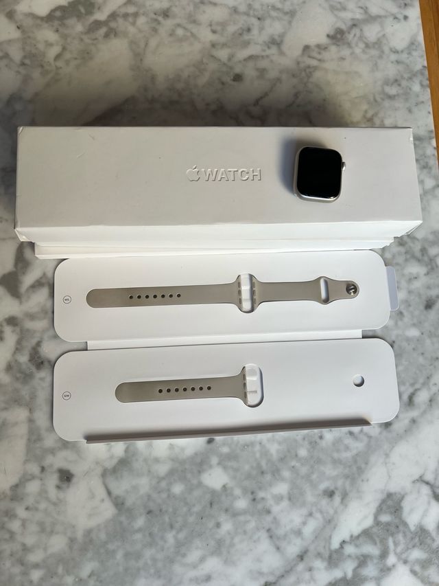 Apple Watch Series 8 41mm GPS+Cellular Gris/Plata