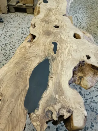 Encimera de olivo artesanal
