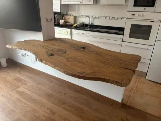 Encimera de olivo artesanal