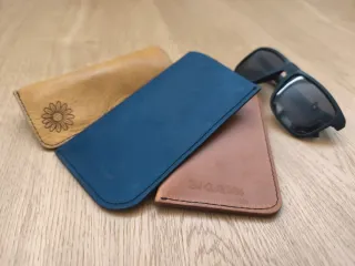 Fundas de cuero para gafas. Hechas a mano en piel