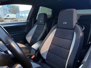 Volkswagen Golf R 2012 (Manual)