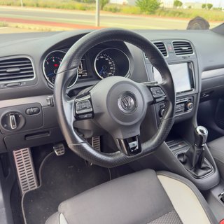 Volkswagen Golf VI R