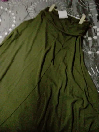 Falda larga verde