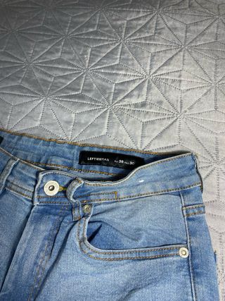 Vaqueros skinny azul claro talla 38