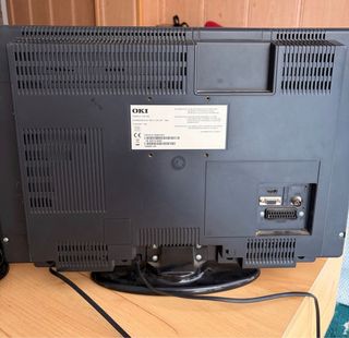 Televisor OKI 22 V22 No tiene mando .