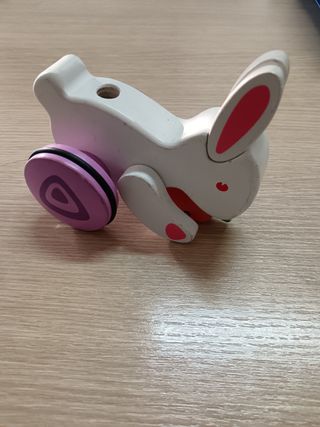GIOCO Coniglietto in legno con carota