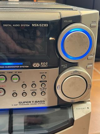 Equipo de música Aiwa NSX-SZ83
