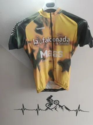 Lote 3 maillots ciclismo cortos talla S
