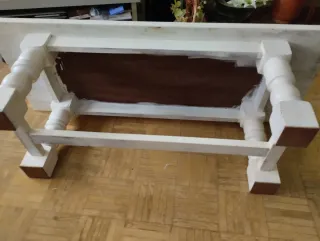 Mesa de centro de madera blanca