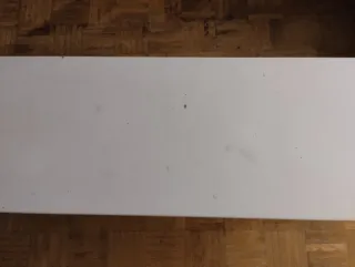 Mesa de centro de madera blanca