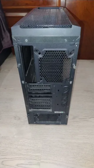 Corsair Carbide 500R Modificada con Ventana