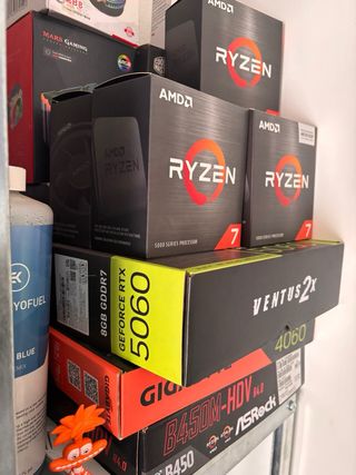 PC NZXT Blanco y Negro