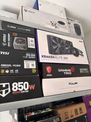 PC NZXT Blanco y Negro