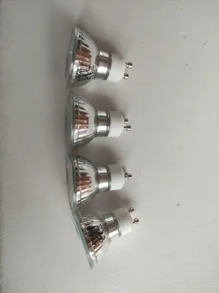 Focos LED GU10. 4 unidades.