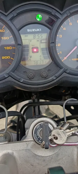 Suzuki v strom dl 650 (2006)