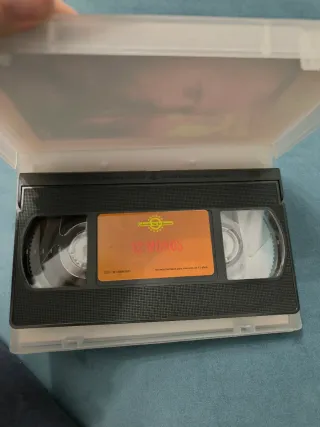 VHS El Indomable Will Hunting y 12 Monos