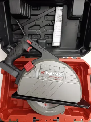 Sierra Circular Parkside 20V (Sin Batería)