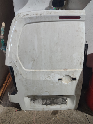 PUERTA TRASERA IZQUIERDA CITROEN BERLINGO STATION