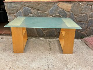 Mesa auxiliar madera y cristal