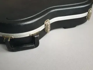 American Fender molded case 90's