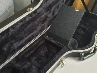 American Fender molded case 90's