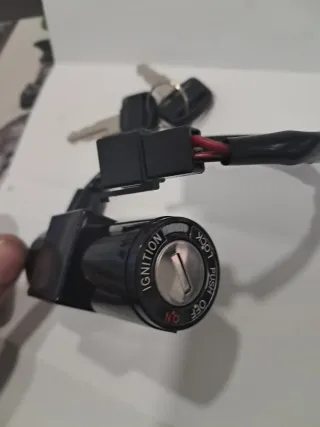 Cerradura contacto Honda SFX 50 nueva