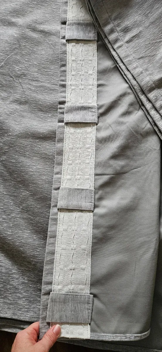 Cortina gris térmica