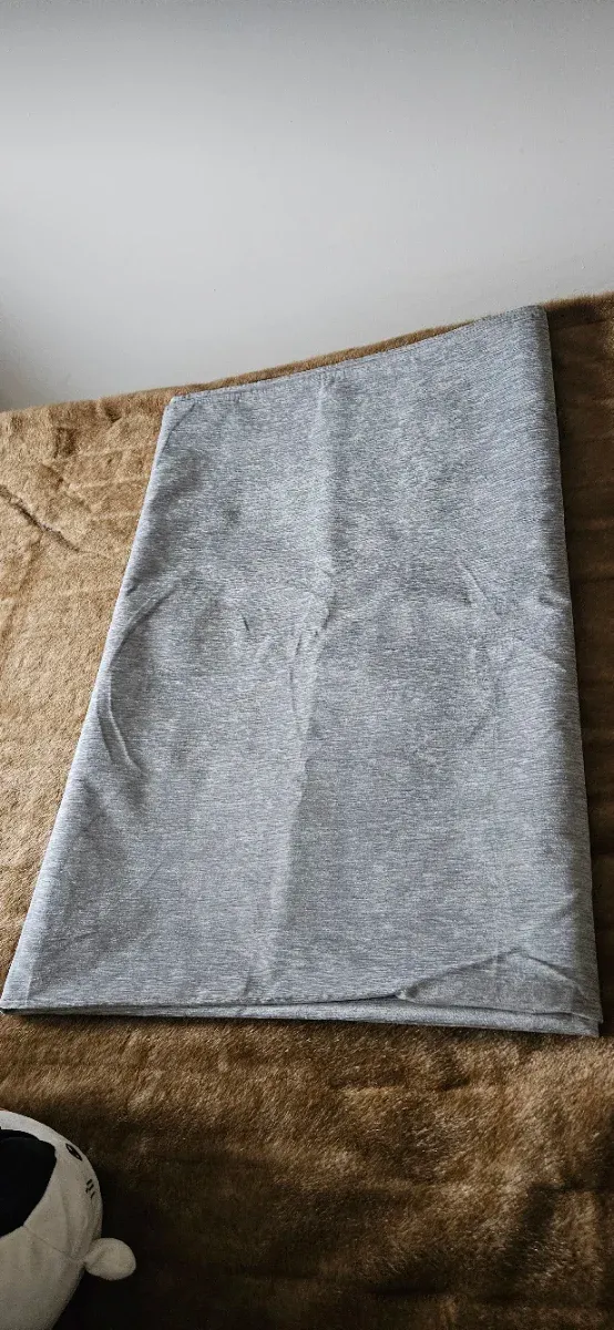 Cortina gris térmica