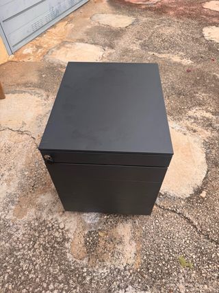 Cajonera de oficina metálica gris