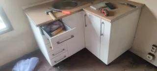 cocina y fregadero ideal para  espacios pequeños