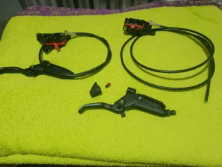 Frenos SRAM Level Silver Stealth 4 Pistones