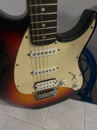 Guitarra Eléctrica Sunburst