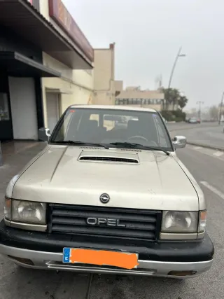 Opel monterey 3.1 RS 1992