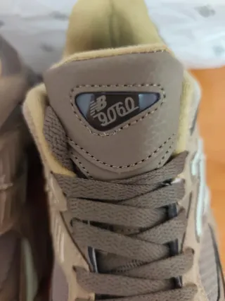 Zapatillas New Balance 9060 Beige/Marrón