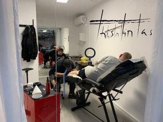 Alquiler cabina de tatuajes