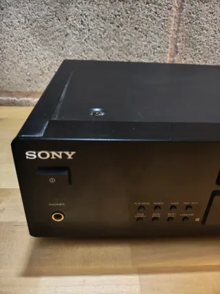 Reproductor  CD Sony CDP‑XB630 con Mando original