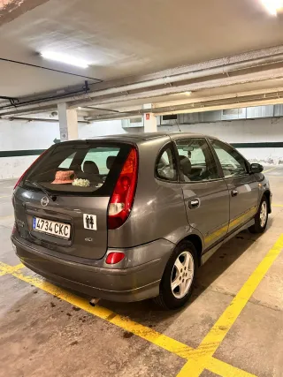 Nissan Almera 2003