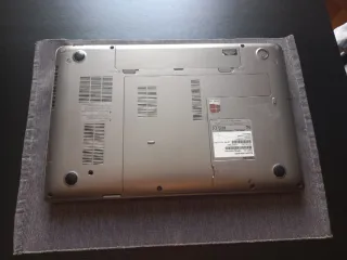 Portátil Toshiba Satellite i5  + 2 Chromebox