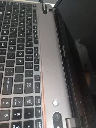 Portátil Toshiba Satellite i5  + 2 Chromebox