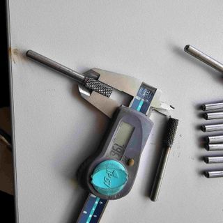 FRESAS ROTATIVAS CILINDRICAS DE METAL DURO